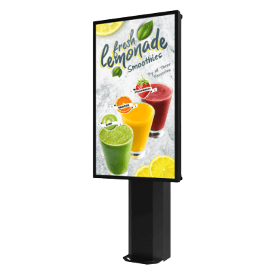 Kiosco exterior para pantalla 55" / IP65 / UL 48 / Base pedestal 8' / Rotación 30° / Diseño ultradelgado | SIERRA STORE