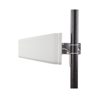 Antena Direccional de Banda Ancha de Alto Desempeño, 698-960 MHz / 1695-2700 MHz, conector N hembra. 50 Ohm de impedancia....