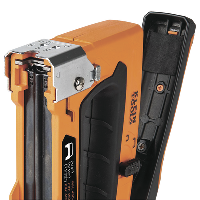 Grapadora para Cables de Voz, Datos y Video (UTP) a Madera / Tablaroca. Compatible con Grapas 450-001, 450-002, 450-003 KL...