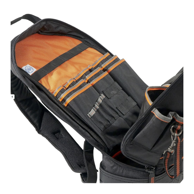 Mochila para herramientas Tradesman Pro™ de 36,8 cm en color negro con 39 bolsillos (No incluye herramientas). KLEIN TOOLS...