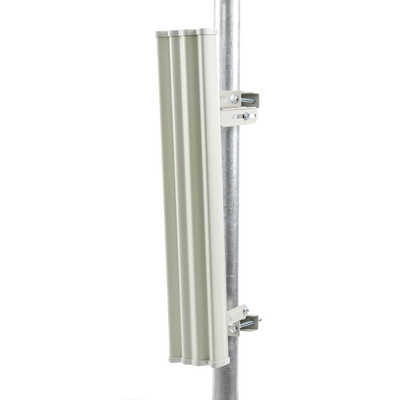 Antena sectorial para radio estaciones base airMAX de 90 grados de cobertura horizontal, 5 GHz (5.15-5.85 GHz) de 20 dBi U...