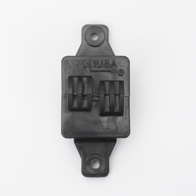 Aislador de Paso para cercos eléctricos, resistente al clima extremo. YONUSA - Vista 2