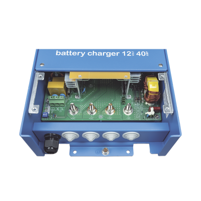 Centaur 12/40 / Cargador de Baterías 12V, 40A / Para Ambientes Marinos y Terrestres. /  Bancos de 160 a 400 Ah | SIERRA STORE