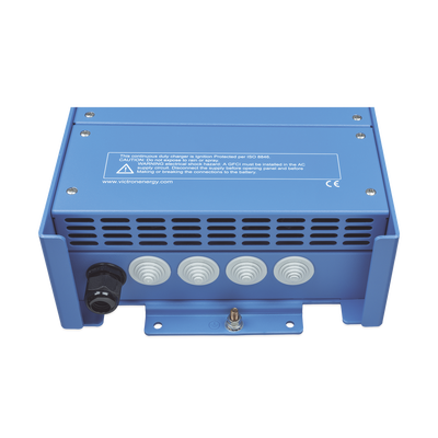 Centaur 24/60 / Cargador de Baterías 24V, 60A / Para Ambientes Marinos y Terrestres. /  Bancos de 140 a 600 Ah VICTRON ENE...