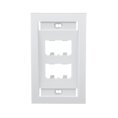 Placa de Pared Vertical Ejecutiva, Salida Para 4 Puertos Mini-Com, Con Espacios Para Etiquetas, Color Blanco - PANDUIT