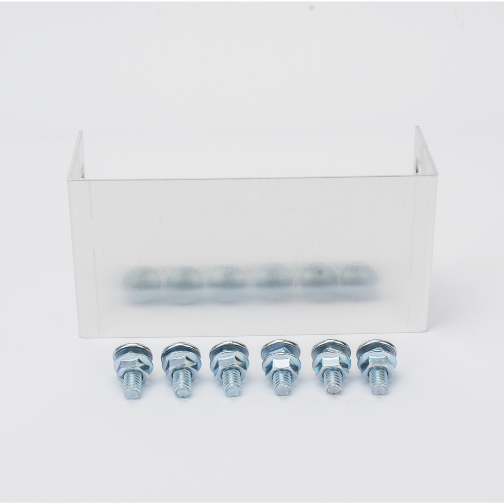 Placa de Cierre para Escalera de Aluminio / Peralte 3 1/4" / Ancho 6" / Incluye Tornillería (CHPCE314X6AK) | SIERRA STORE