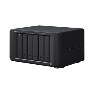 NAS Synology DiskStation DS1621+ | 6 Bahías | Procesador AMD Ryzen V1500B | 4 GB DDR4 ECC | Expansión Hasta 16 Bahías | 2 ...