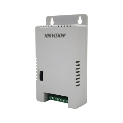 Fuente de Poder Regulada 12 Vcc / 13.5 Vcc / 15 Vcc para 4 Cámaras / 4 Amp (1 Amp por Salida) / Voltaje de Entrada 90 - 13...