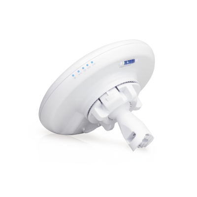 Radio airMAX de alta capacidad, hasta 1 Gbps en 60 GHz con failover en 5 GHz, con antena integrada de 17.2 y 10 dBi respec...
