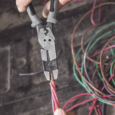 Pinza Híbrida con Ponchadora de 8". Pela Cable Sólido de 10-14 AWG y Cable Trenzado de 12-16 AWG KLEIN TOOLS - Vista 6