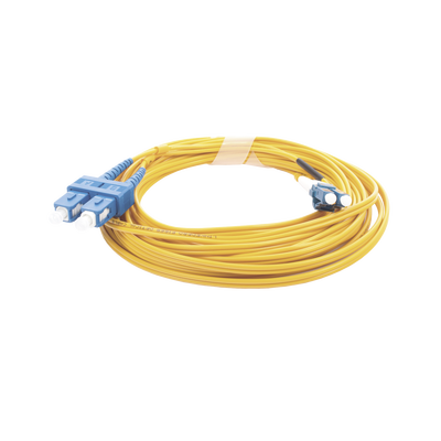 Jumper de Fibra Óptica Monomodo 9/125 LC/UPC-SC/UPC, PVC, 2.0 mm, Dúplex, Amarillo, 5 Metros (16.40 Pies) LINKEDPRO BY EPC...