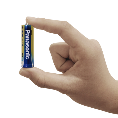 Batería Alcalina AA 1.5V EVOLTA / No recargable / Paquete 4 baterias PANASONIC - Vista 3
