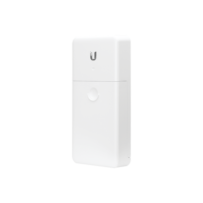 Switch PoE 24 V de Paso para Exterior con 4 Puertos Gigabit (1 PoE In, 3 PoE Out) NanoSwitch - UBIQUITI