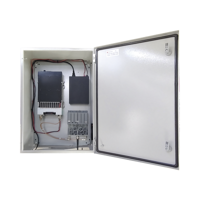 Gabinete de Acero IP66 Uso en Intemperie (500 x 700 x 250 mm) con Placa Trasera Interior Metálica y Compuerta Inferior Ato...