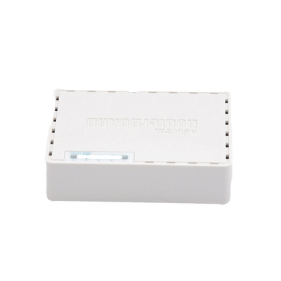 (hEX PoE LITE) RouterBoard, 5 Puertos Fast Ethernet, 4 con PoE Pasivo, 1 Puerto USB MIKROTIK - Vista 5
