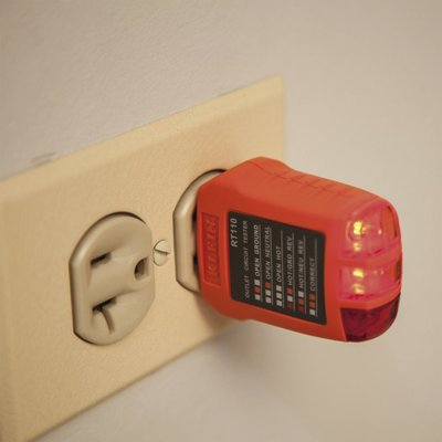 Probador de Tomacorrientes Estándar, con Secuencia de Luces para Indicar un Cableado Correcto/Incorrecto. KLEIN TOOLS - Vi...