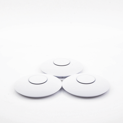 Paquete de 3 Access Point UniFi 802.11ac Wave 2, MU-MIMO4X4 con antena Beamforming, hasta 1.7 Gbps, para interior PoE 802....