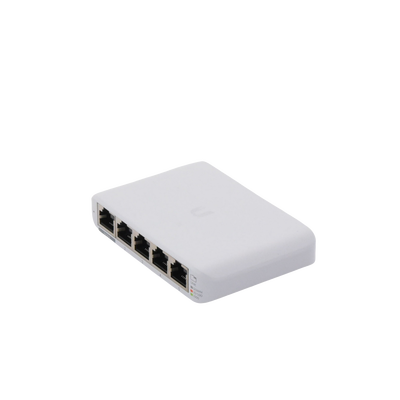 Switch UniFi Administrable Compacto de 5 Puertos 10/100/1000 Mbps, soporta entrada de PoE 802.3af/at UBIQUITI - Vista 3
