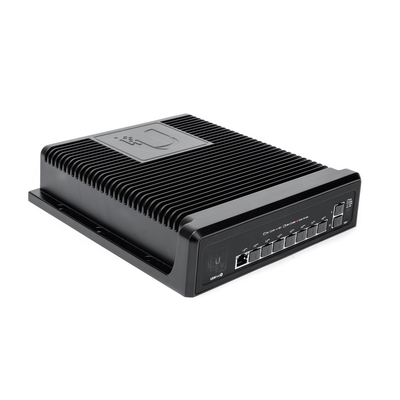 Switch industrial UniFi PoE de 10 puertos Gigabit (8 x 802.3bt y 2 x Ethernet) para temperaturas extremas UBIQUITI - Vista 3
