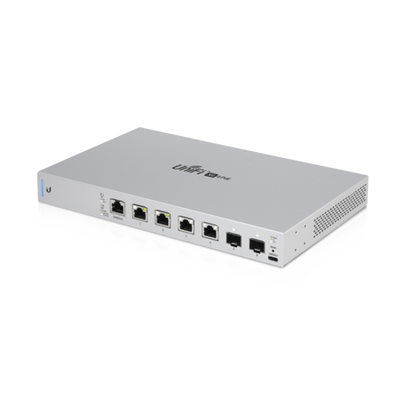Switch UniFi 7 puertos (1 x consola, 4 x PoE++ 802.3bt y 2 SFP+) - UBIQUITI
