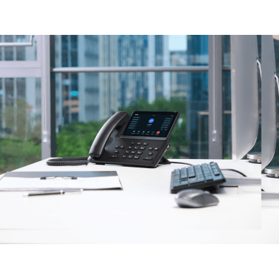 Teléfono IP Ejecutivo Yealink SIP-T77U con Pantalla Táctil de 7 Pulgadas Audio HD y Cancelación de Ruido con IA | SIERRA STORE