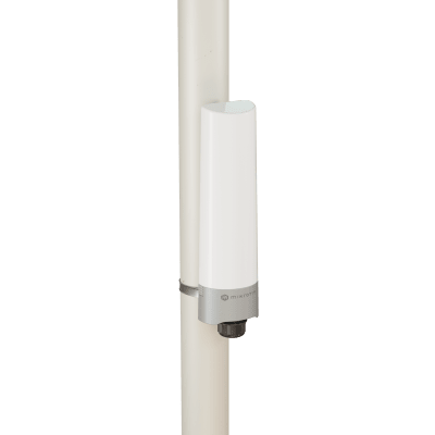 (GPeRx4) Extensor PoE Administrable SwOS para Exterior/ 3 Puertos de Salida af/at / PoE IN 90 Watts / Puertos Aislados MIK...