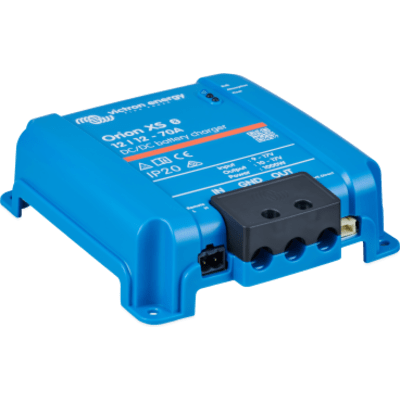 Orion XS 12/12-70 A / Cargador de Baterías CC-CC / 70 A 12 V / IP20 / Compatibilidad Alternador Inteligente / Para Bancos de Baterías | SIERRA STORE