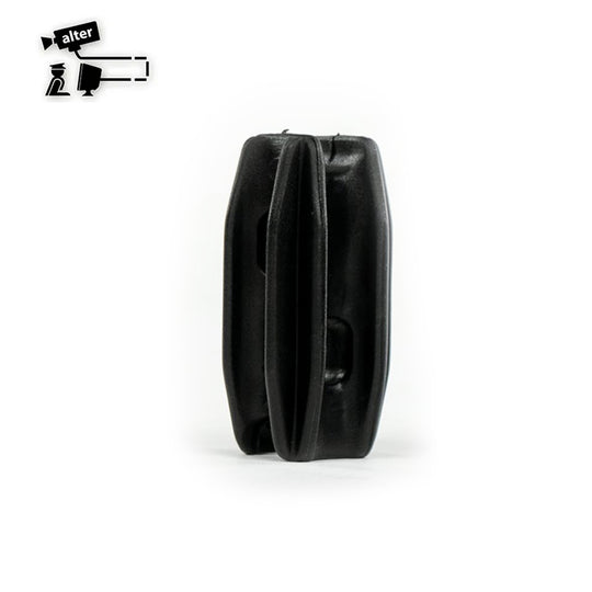 AISLADOR DE ESQUINA PARA POSTE DE 1/2 O 3/4PULGADA COLOR NEGRO PARA CERCAS ELECTRIFICADAS. ALTER ALT-AIS3 VENTA POR PIEZ