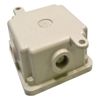 Caja Trasera Resistente a la Intemperie / Termoplástica No Metálica / IP66 / 3 Entradas 1/2" / 4.38 x 2.44 in | SIERRA STORE