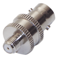 Adaptador RF Coaxial / BNC Hembra a SMA Hembra / Montaje en Línea / Cuerpo Niquelado / Contacto Oro / Aislante Teflón | SIERRA STORE