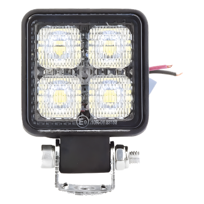 Luz de Trabajo LED / 800 Lúmenes / 4 LEDs 10 W / Alcance 75 m (246.1 ft) / 12-24 VCD / IP67 e IP69K | SIERRA STORE
