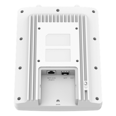 Punto de Acceso / Wi-Fi 7 / 3.6 Gbps / Largo Alcance 350 m (1148 ft) / IP66 / MIMO 2x2:2 / 256 Clientes / PoE+ / Puerto 2.5G y SFP | SIERRA STORE
