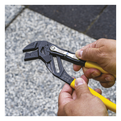 Llave de Pinzas Inglesa-Perico / 10" (25.4 cm) / Apertura Máxima 2" (5.1 cm) / 20 Posiciones Ajustables / Acero para Herramientas | SIERRA STORE