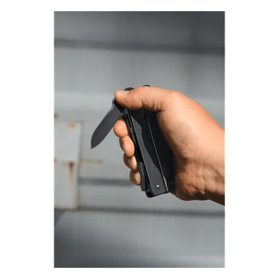 Alicate Multiuso / 26 Funciones / Acero Suizo / Punta Fina / 115x45x19 mm / 295 g / 0.38x0.15x0.06 ft | SIERRA STORE