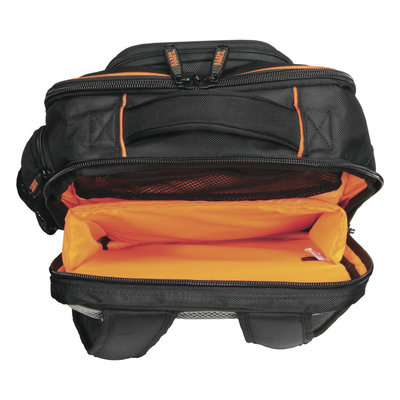 Mochila para herramientas y computadora portátil Tradesman Pro™ en poliéster negro con 25 bolsillos (No incluye herramientas). | SIERRA STORE