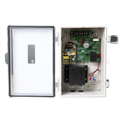 Energizador para Cercas Electrificadas / 10,000 V / 2 Joules / 25 km (82,020 ft) de Protección / Alimentación Solar 12 V | SIERRA STORE