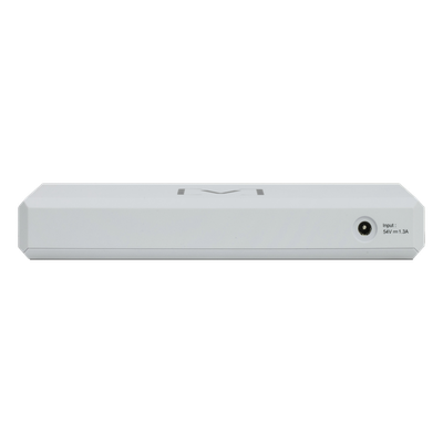 Switch Administrable / 8 Puertos Gigabit / 4 Puertos PoE+ 30W / Presupuesto PoE 60W / Gestión en Nube Gratuita | SIERRA STORE