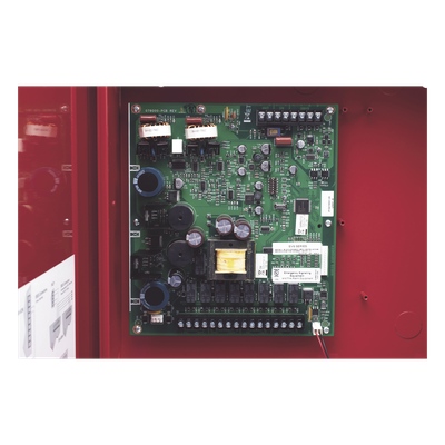 Amplificador de Voceo / 50W / 4 Circuitos / 25 o 70.7 VRMS / 6000 pies / Montaje Superficie o Empotrado | SIERRA STORE