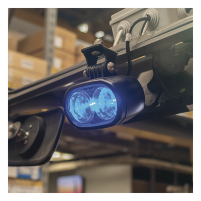 Luz LED de Advertencia Peatonal / Punto Azul Proyectado / 12-80 VCC / IP67 / Aluminio y Policarbonato / 4.7 x 4.1 x 2.6 in | SIERRA STORE